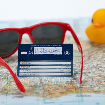 Mehr Informationen zum Thema: Verwendung der EKVK in der Urlaubs- und Reisezeit